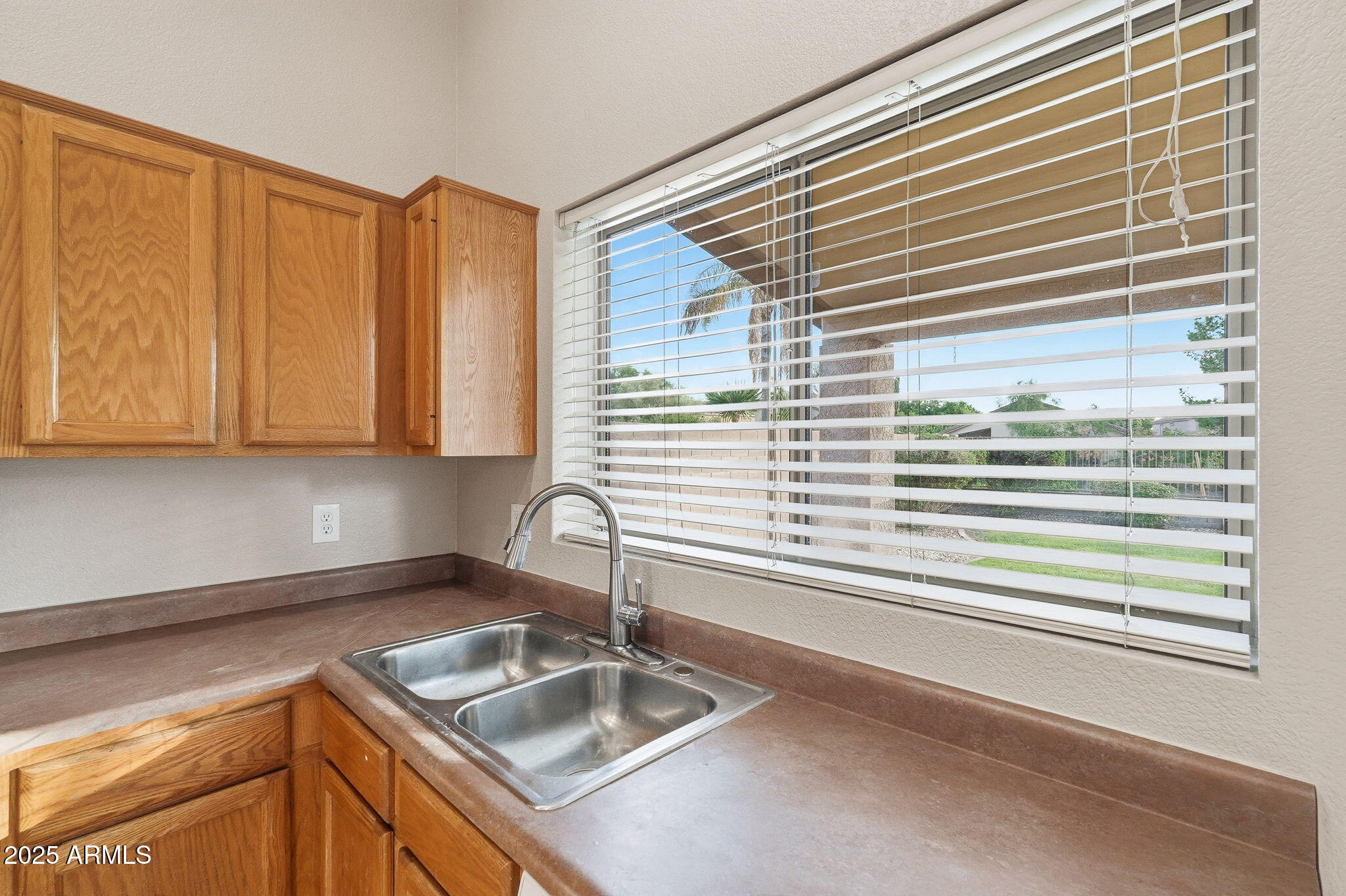 7193 W MOHAWK Lane, Glendale