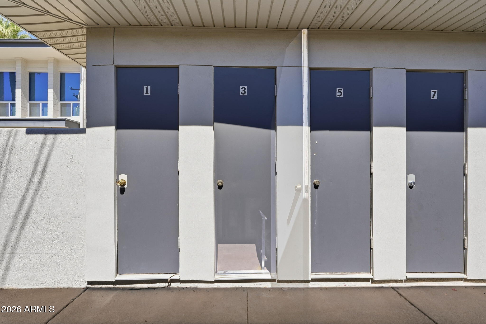 7315 E NORTHLAND Drive 3