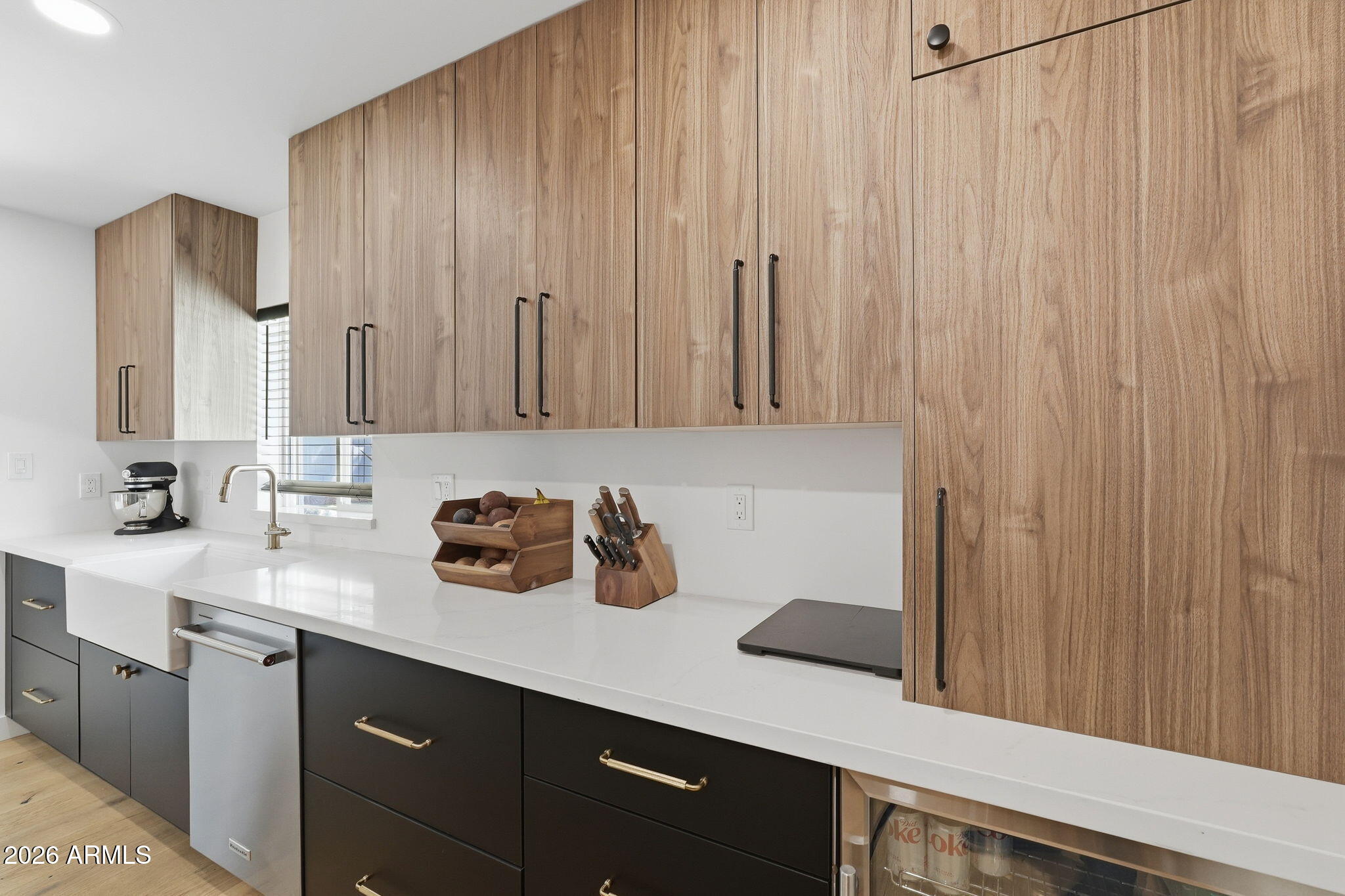 3601 E CHOLLA Street