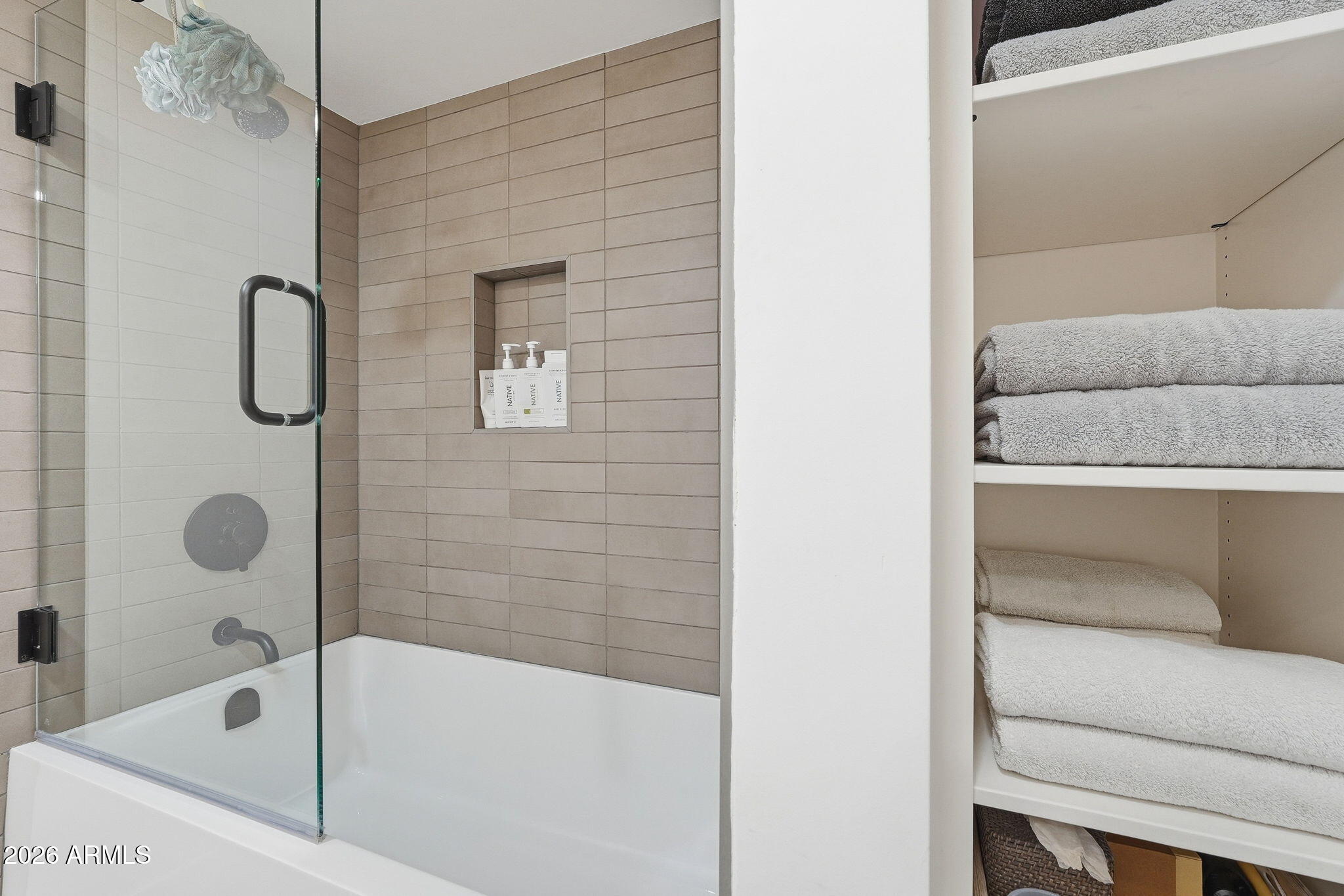 3601 E CHOLLA Street