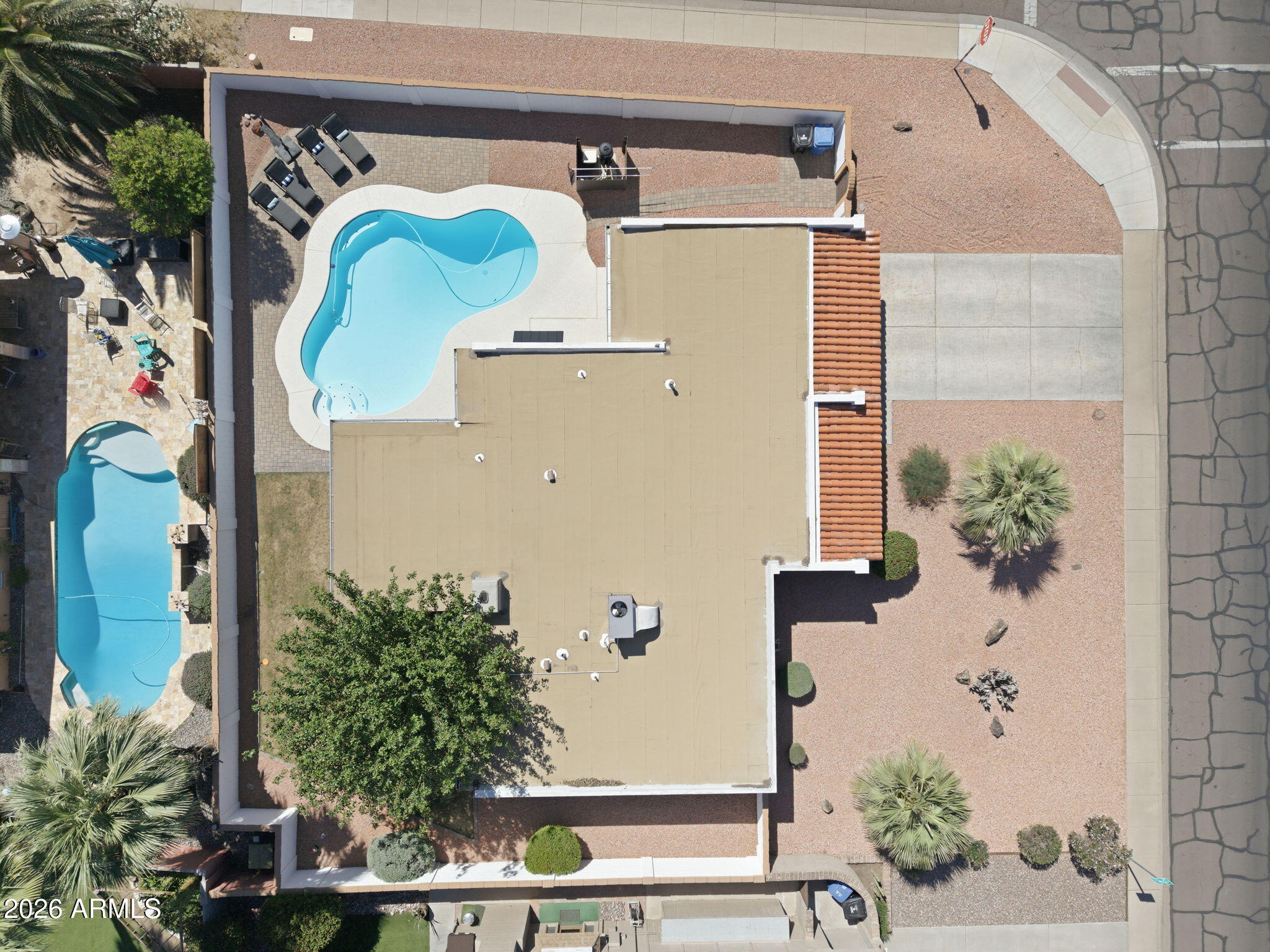 3601 E CHOLLA Street