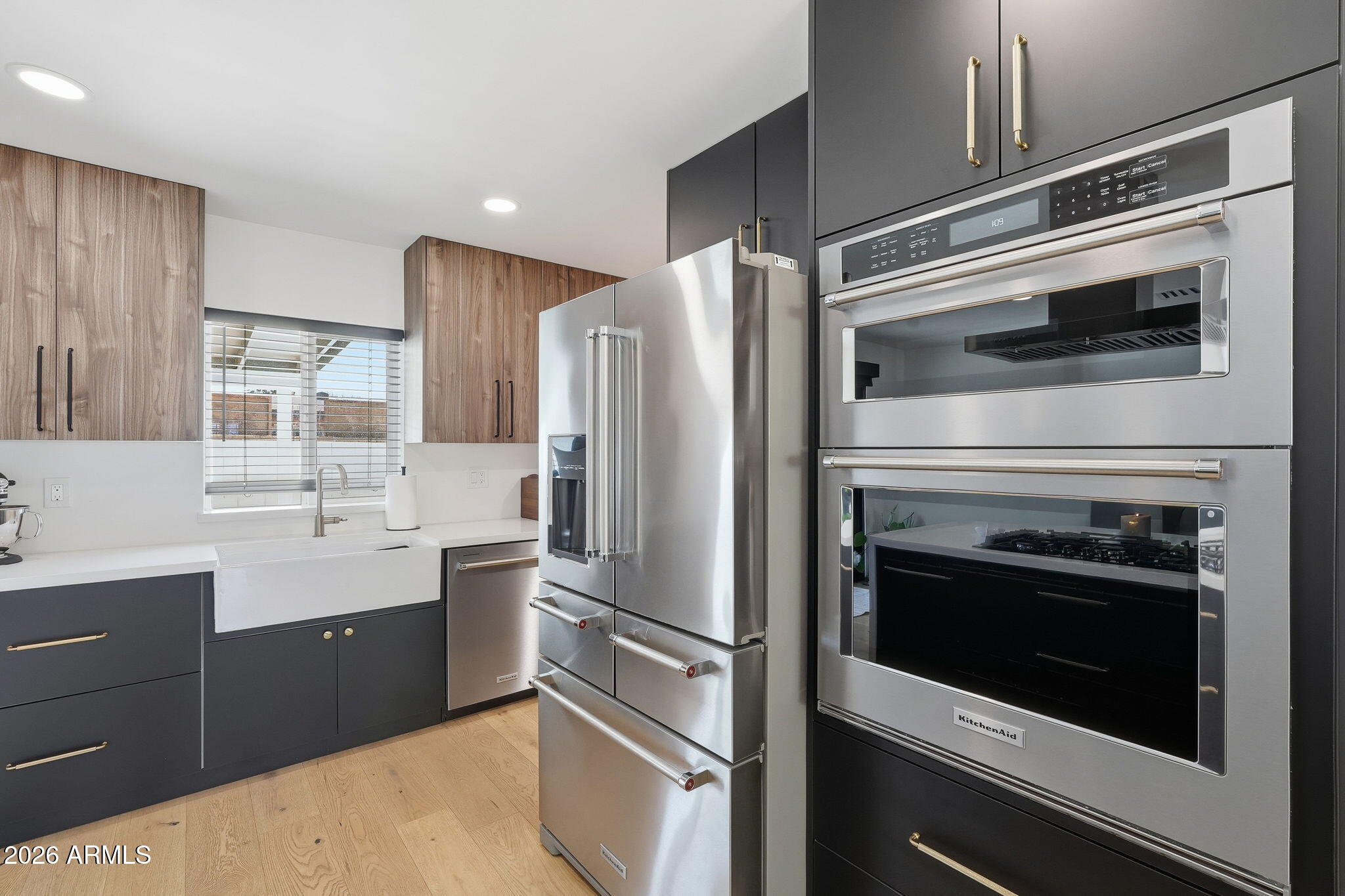 3601 E CHOLLA Street