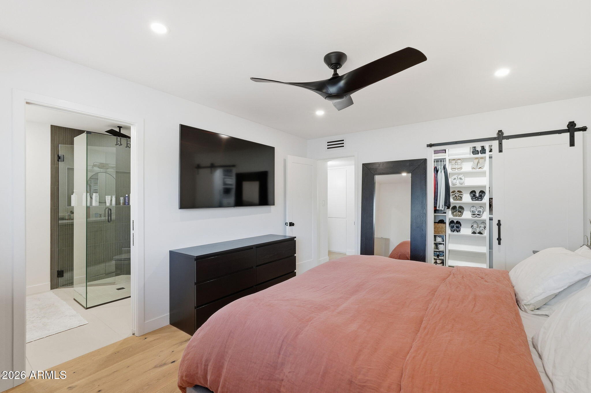 3601 E CHOLLA Street