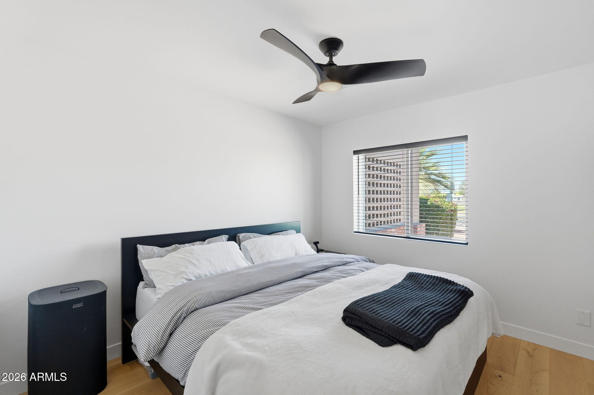 3601 E CHOLLA Street