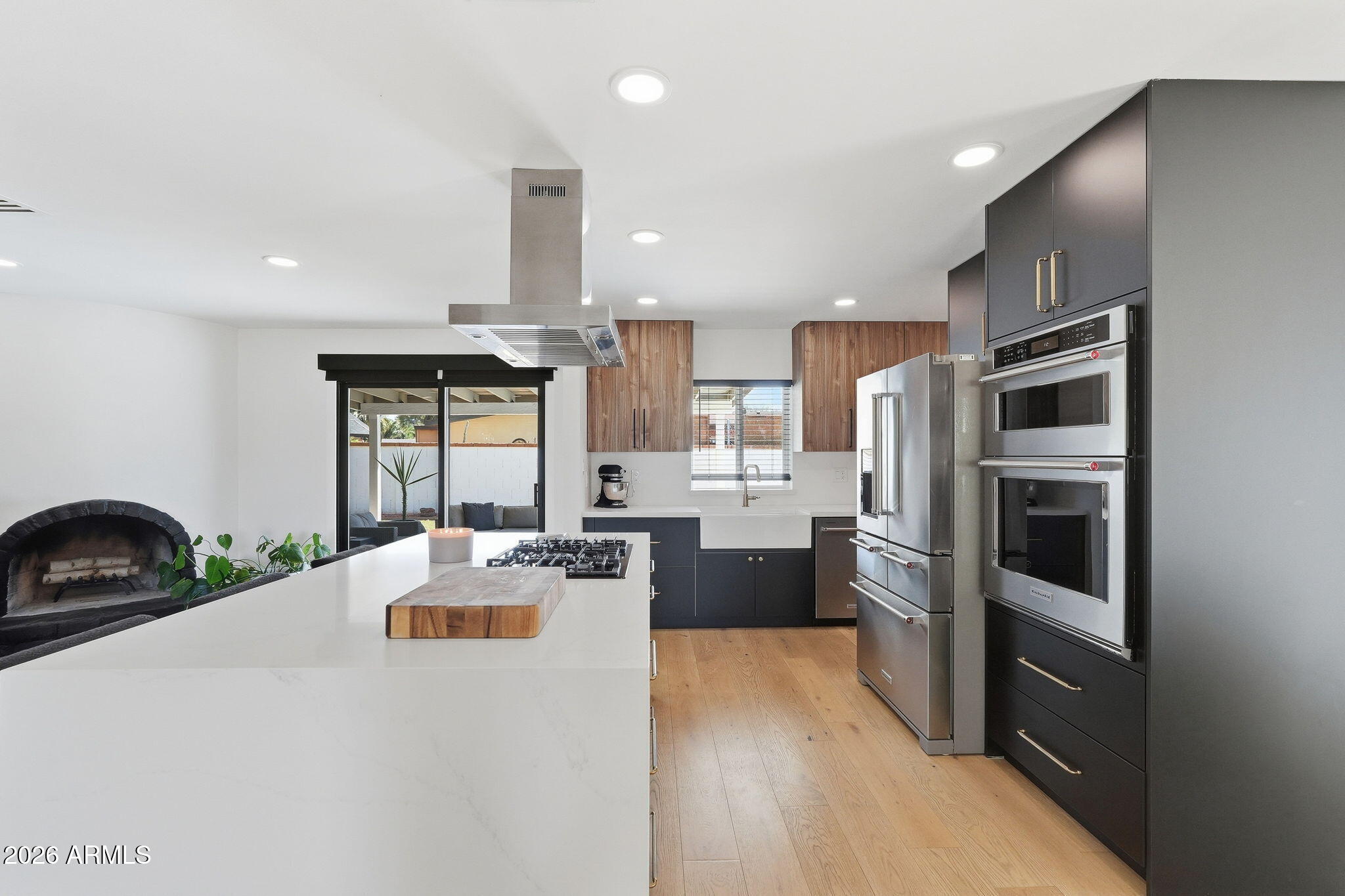 3601 E CHOLLA Street