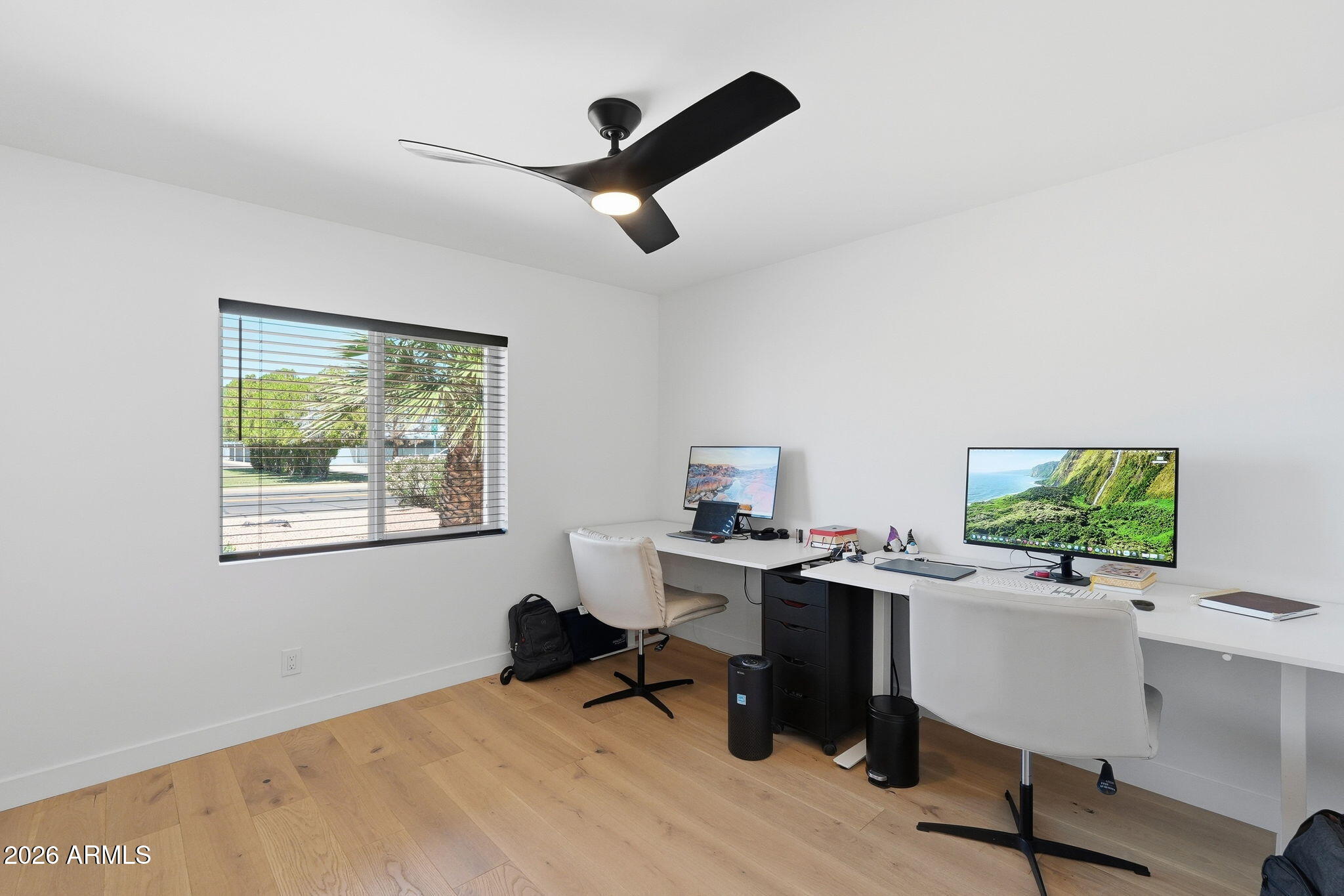 3601 E CHOLLA Street