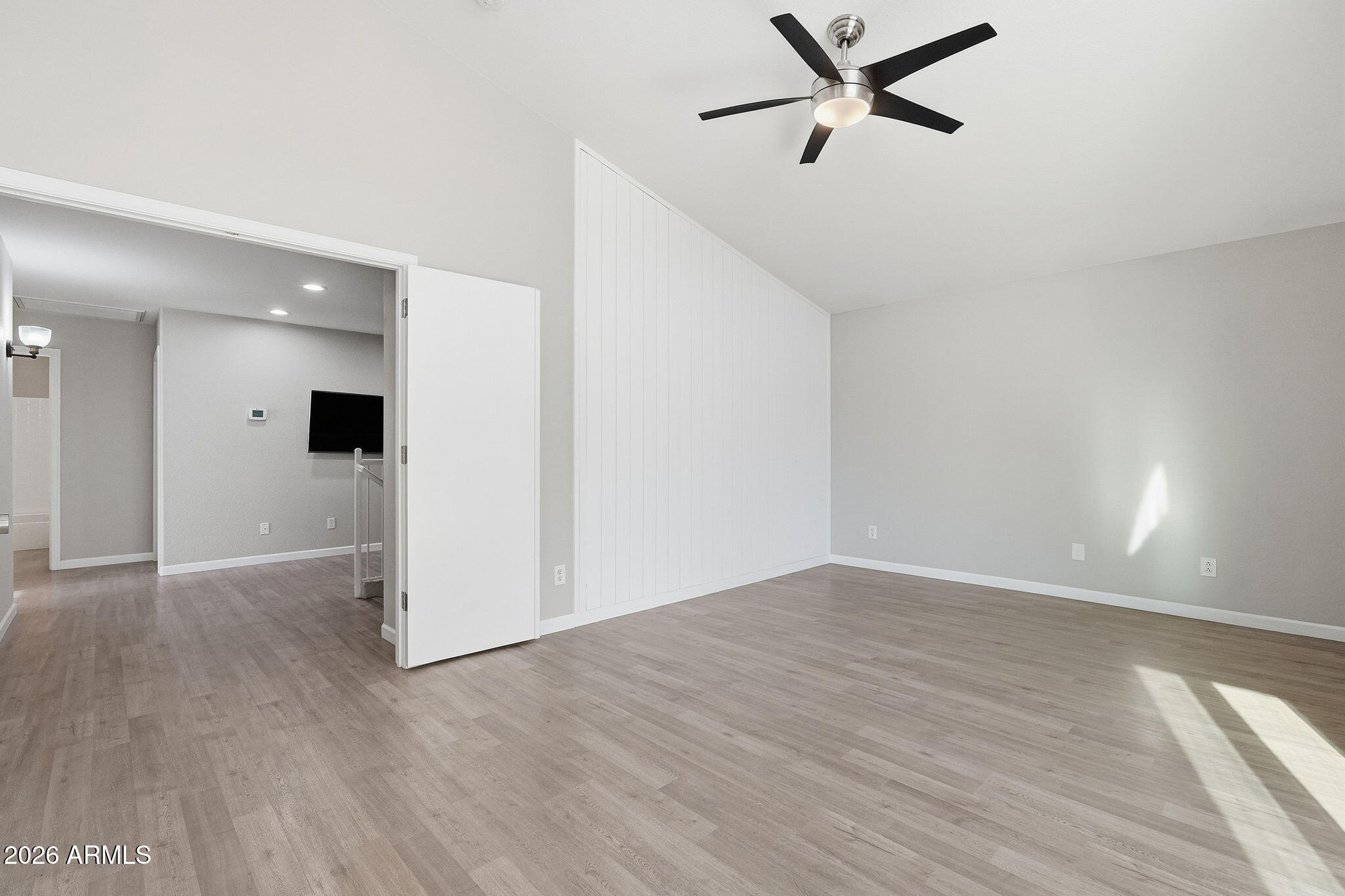 5335 W KERRY Lane