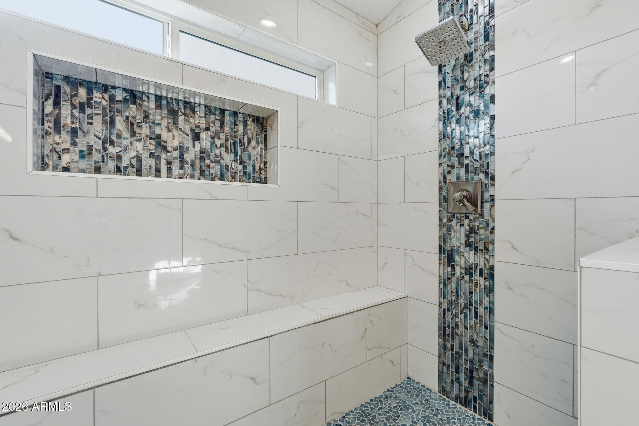 5335 W KERRY Lane