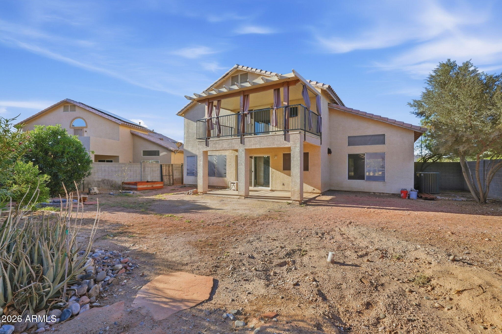 5335 W KERRY Lane