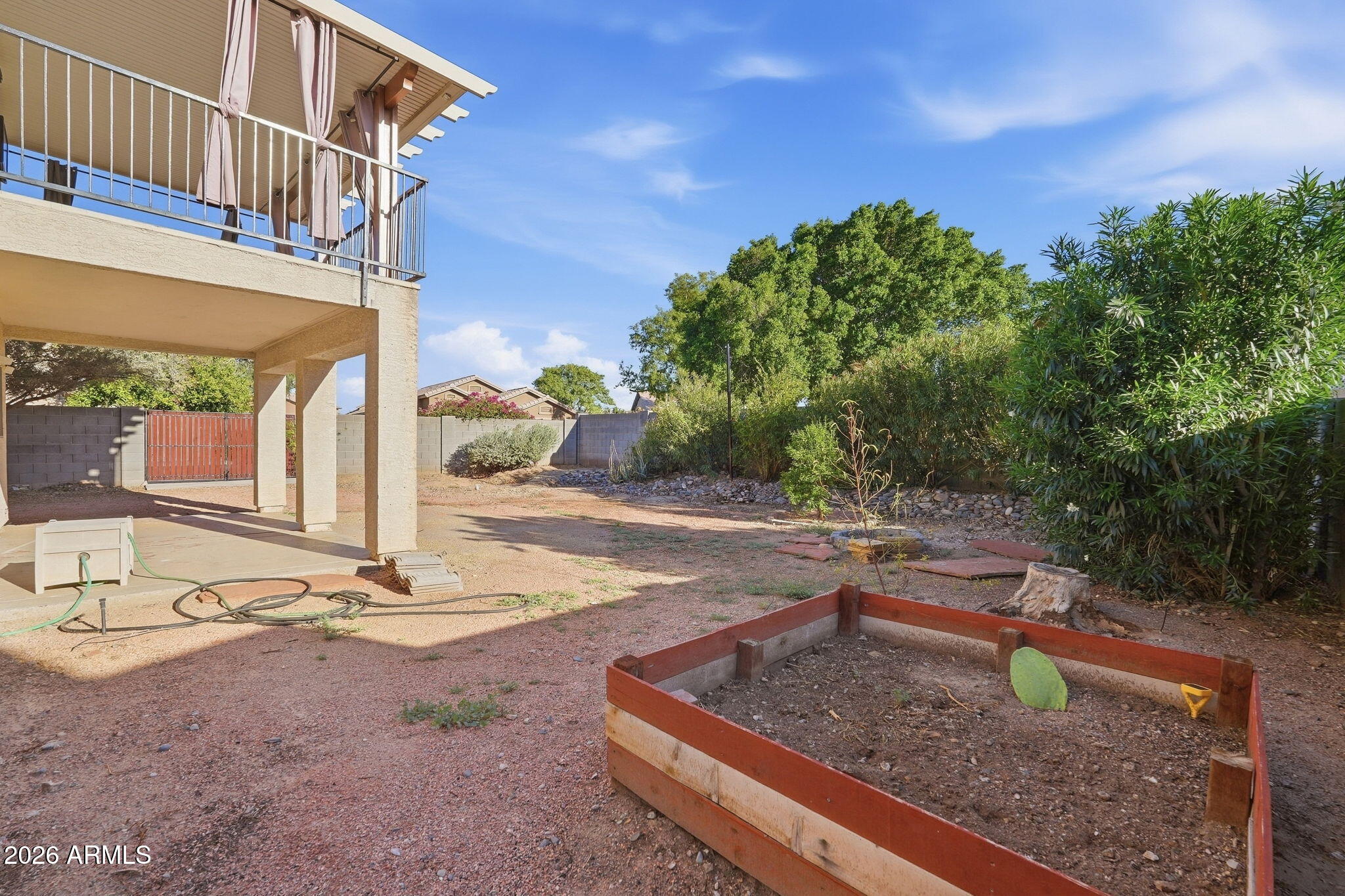 5335 W KERRY Lane