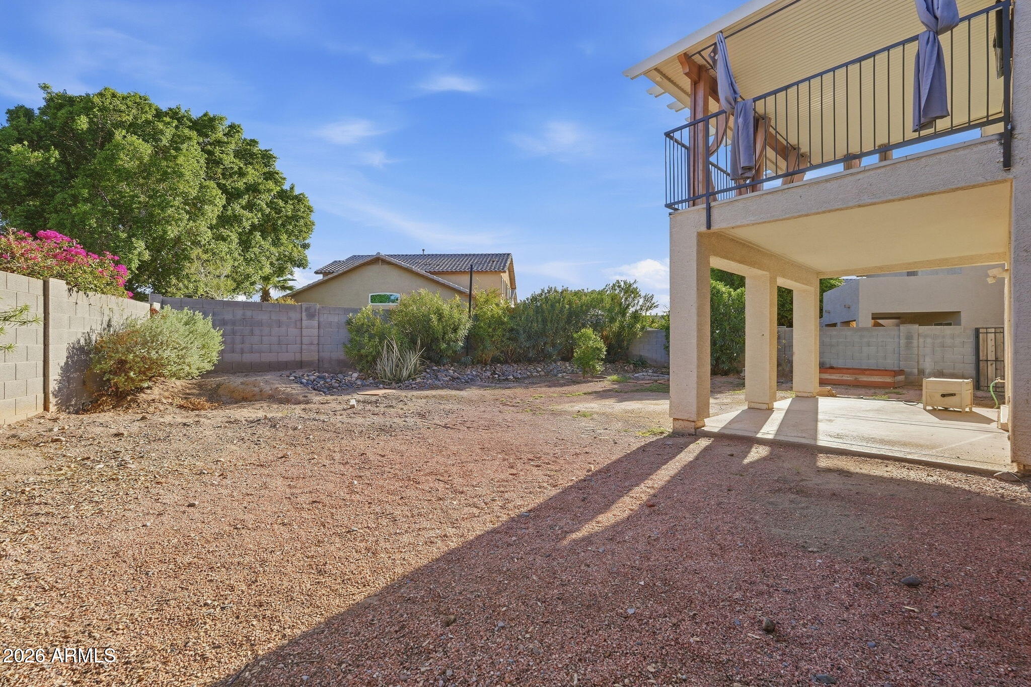 5335 W KERRY Lane