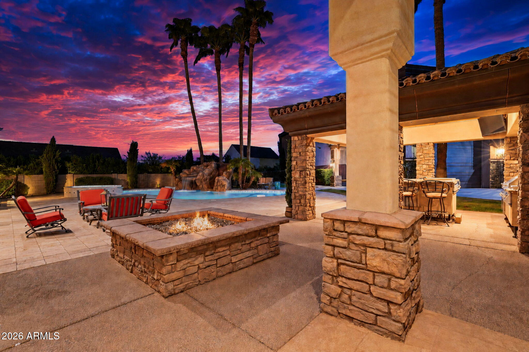 6930 W CAMINO DE ORO
