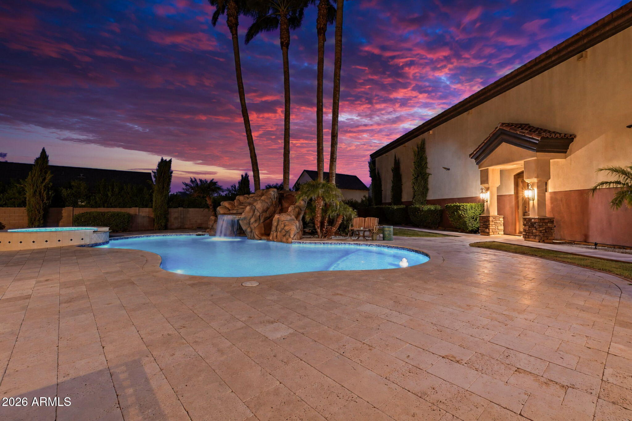 6930 W CAMINO DE ORO