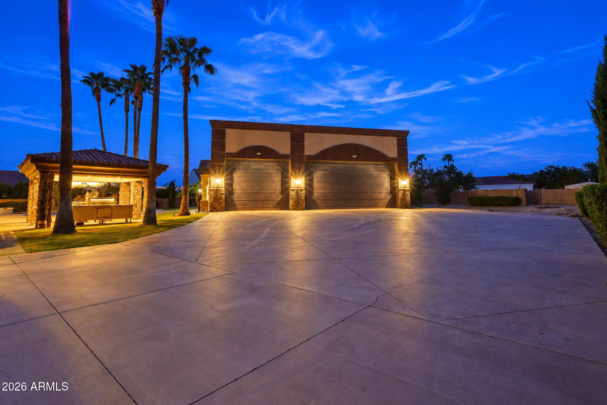 6930 W CAMINO DE ORO