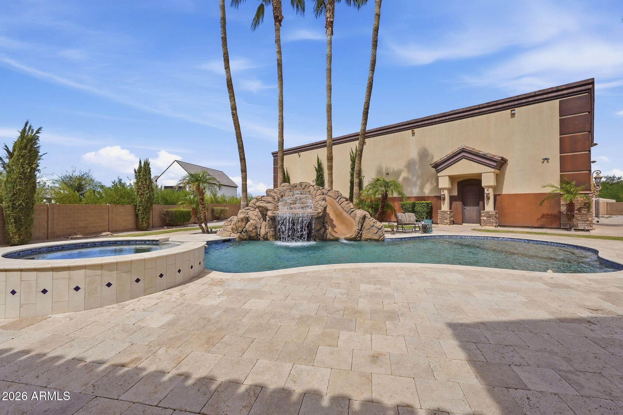 6930 W CAMINO DE ORO
