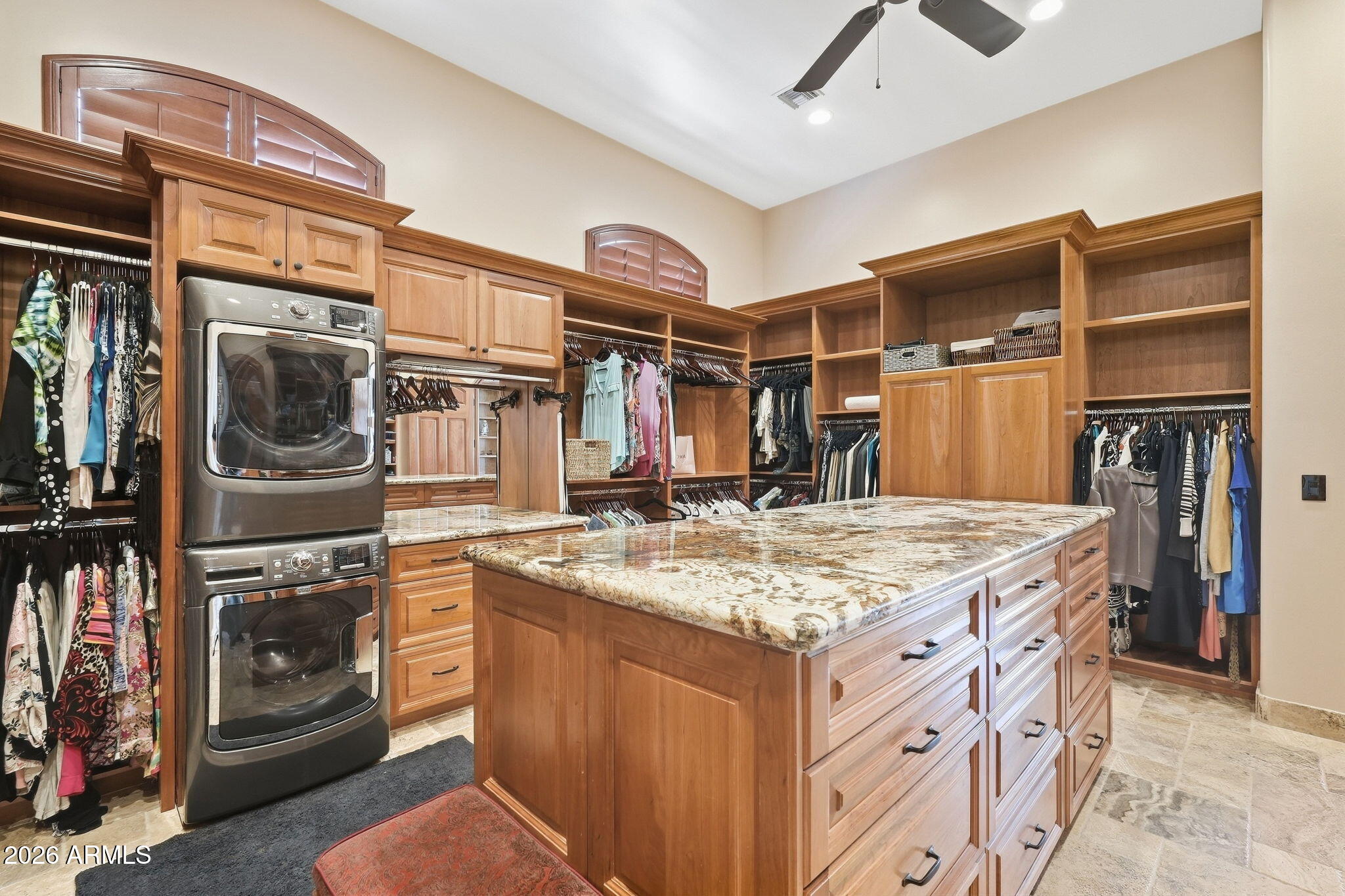 6930 W CAMINO DE ORO
