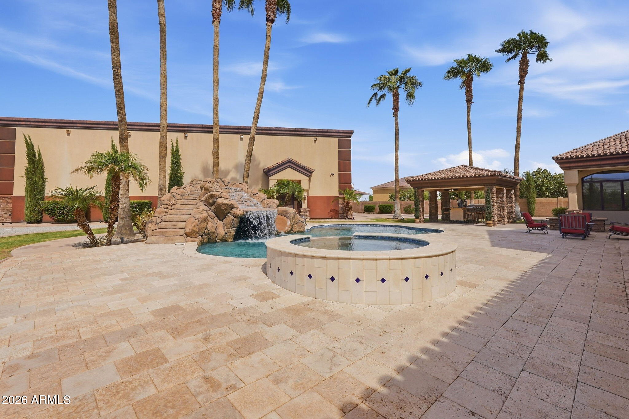 6930 W CAMINO DE ORO
