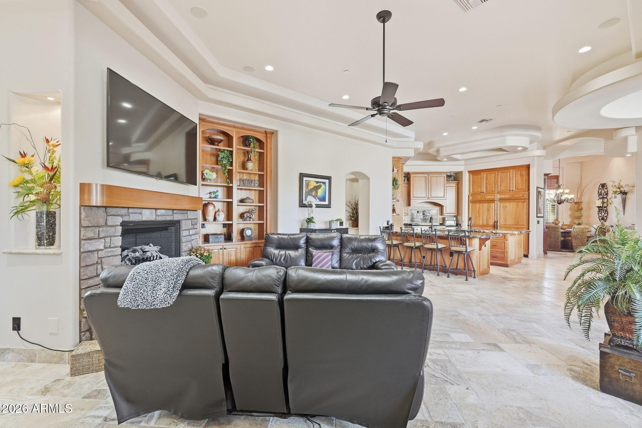 6930 W CAMINO DE ORO
