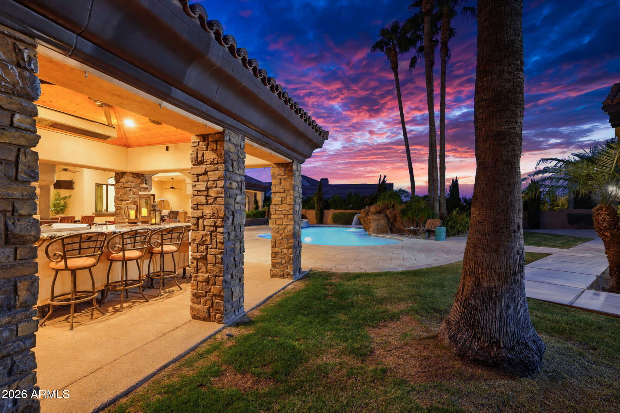 6930 W CAMINO DE ORO