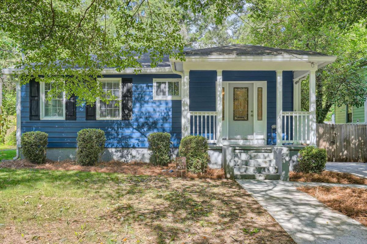 439 Clifton Street SE