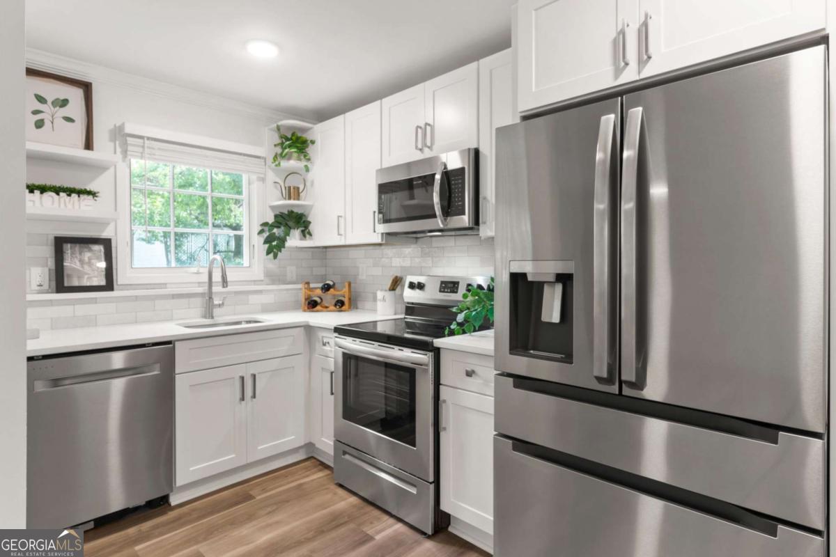 798 Saint Charles Avenue NE # 3