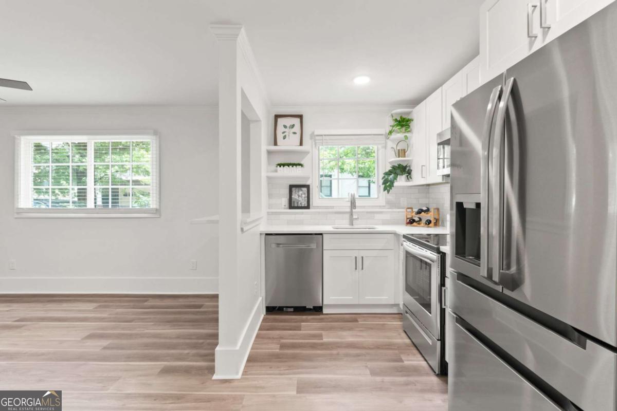 798 Saint Charles Avenue NE # 3