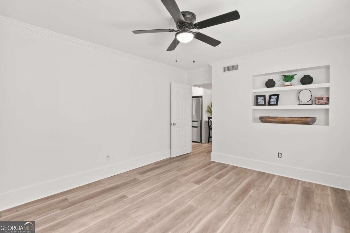 798 Saint Charles Avenue NE # 3