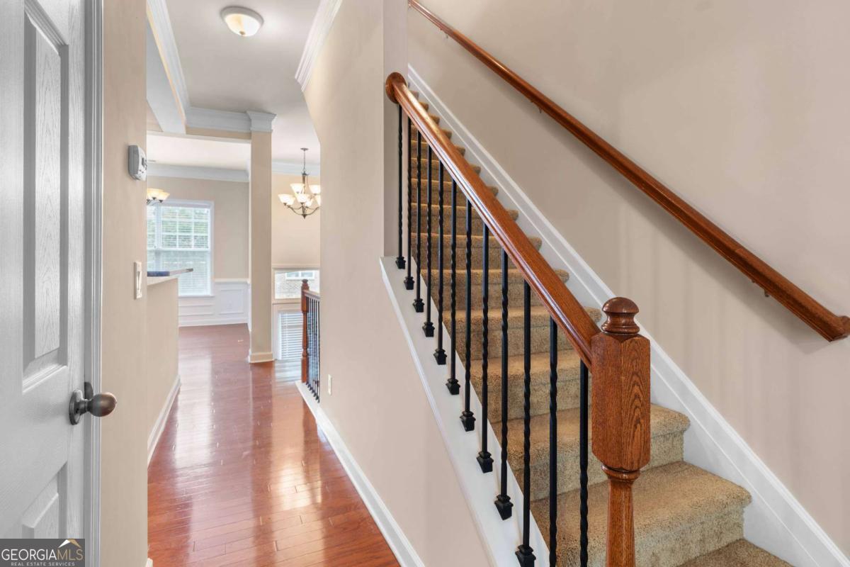 1973 Cobblestone Circle NE