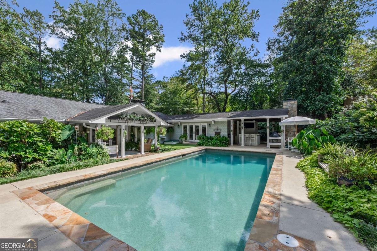 4860 Northland Drive