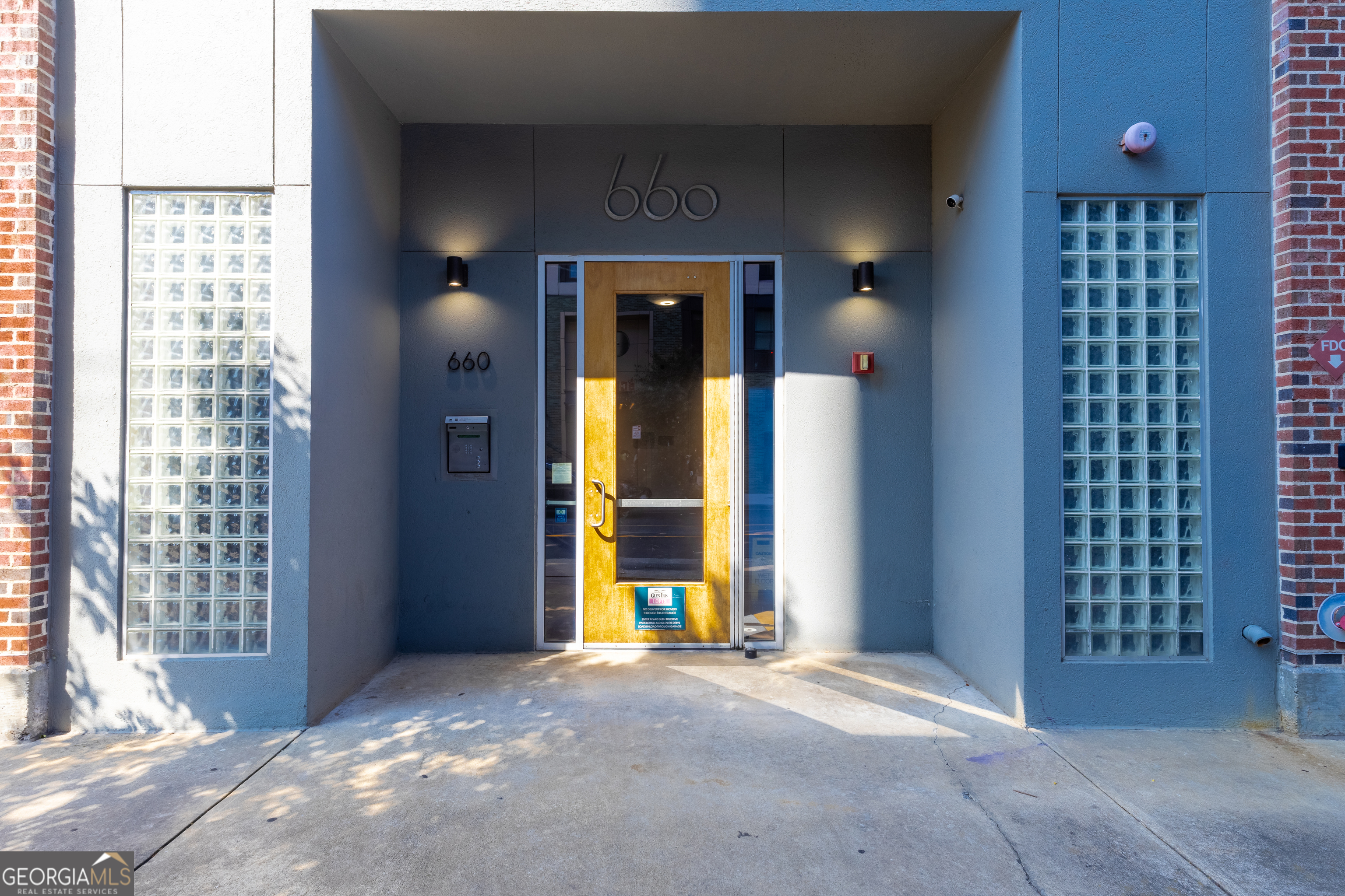 660 Glen Iris Drive NE # 210