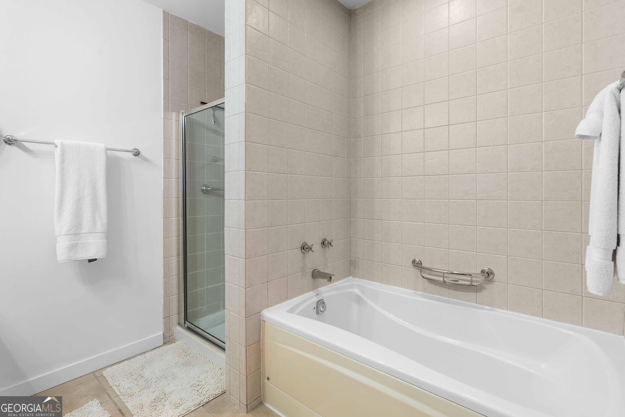 660 Glen Iris Drive NE # 210