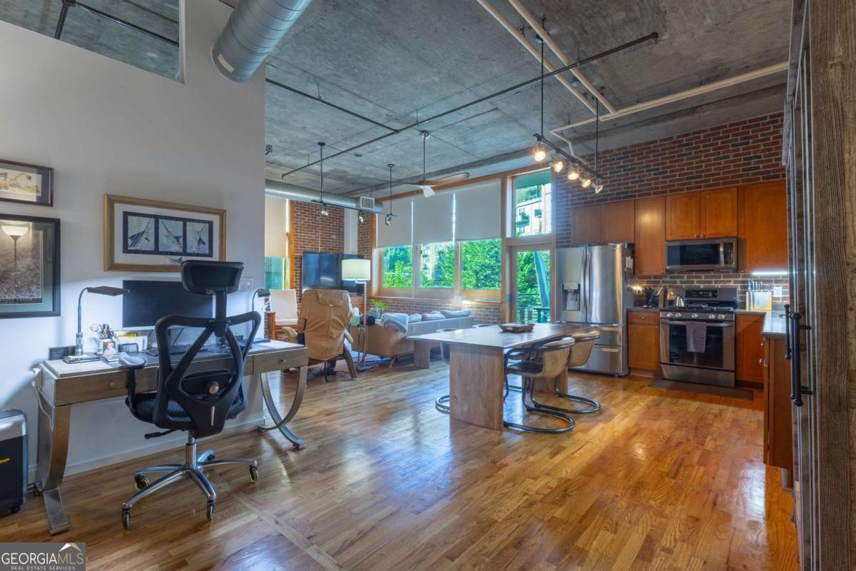 660 Glen Iris Drive NE # 210