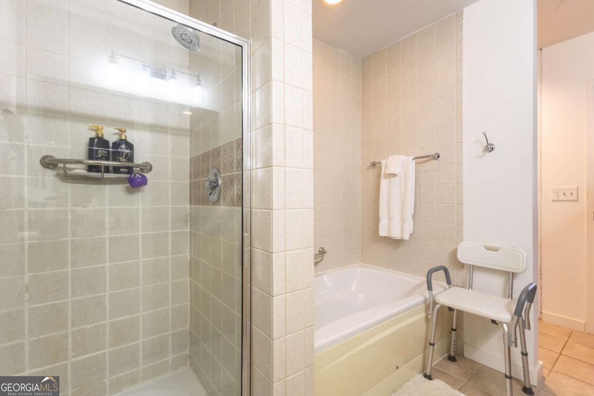 660 Glen Iris Drive NE # 210