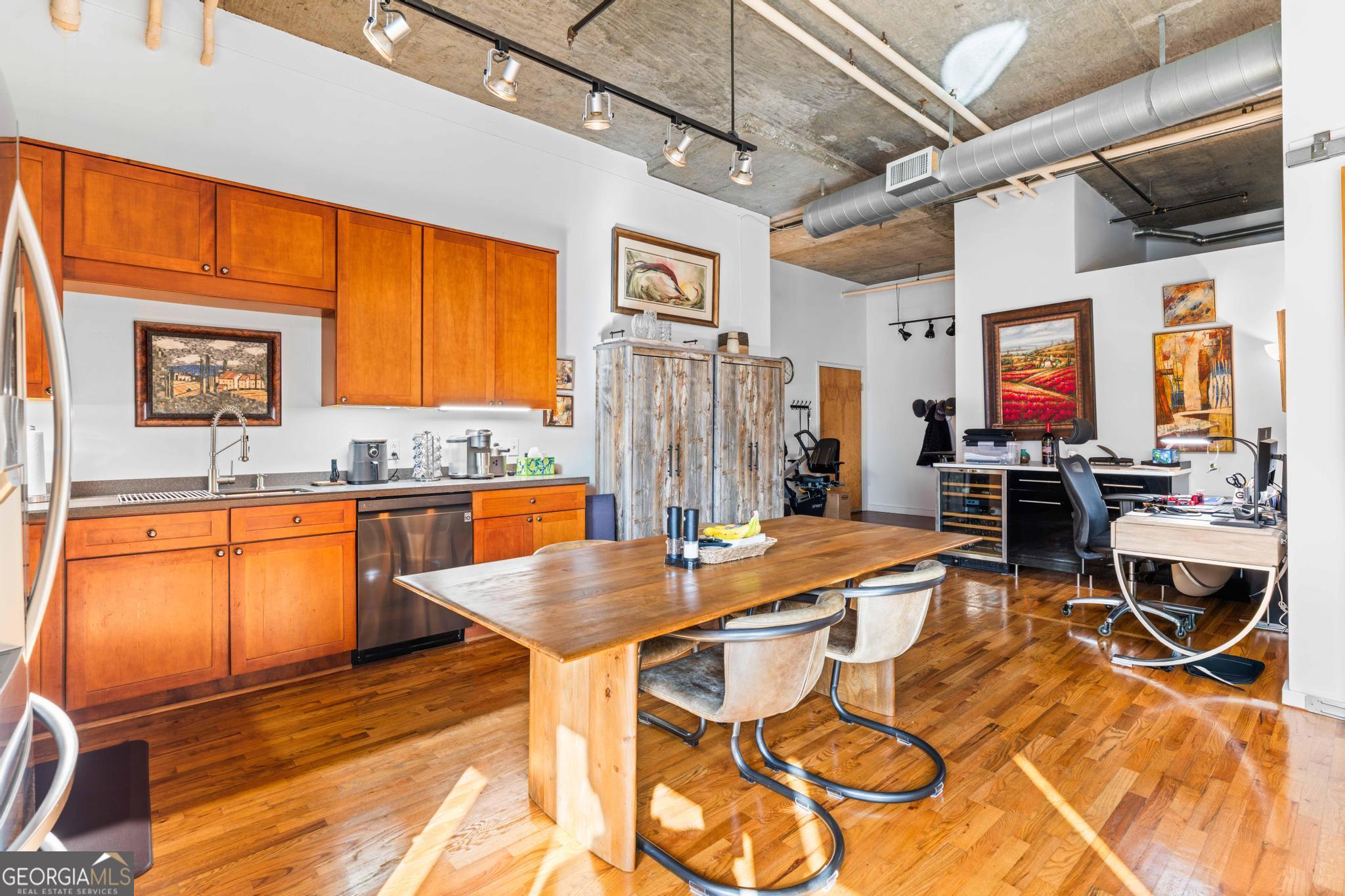 660 Glen Iris Drive NE # 210