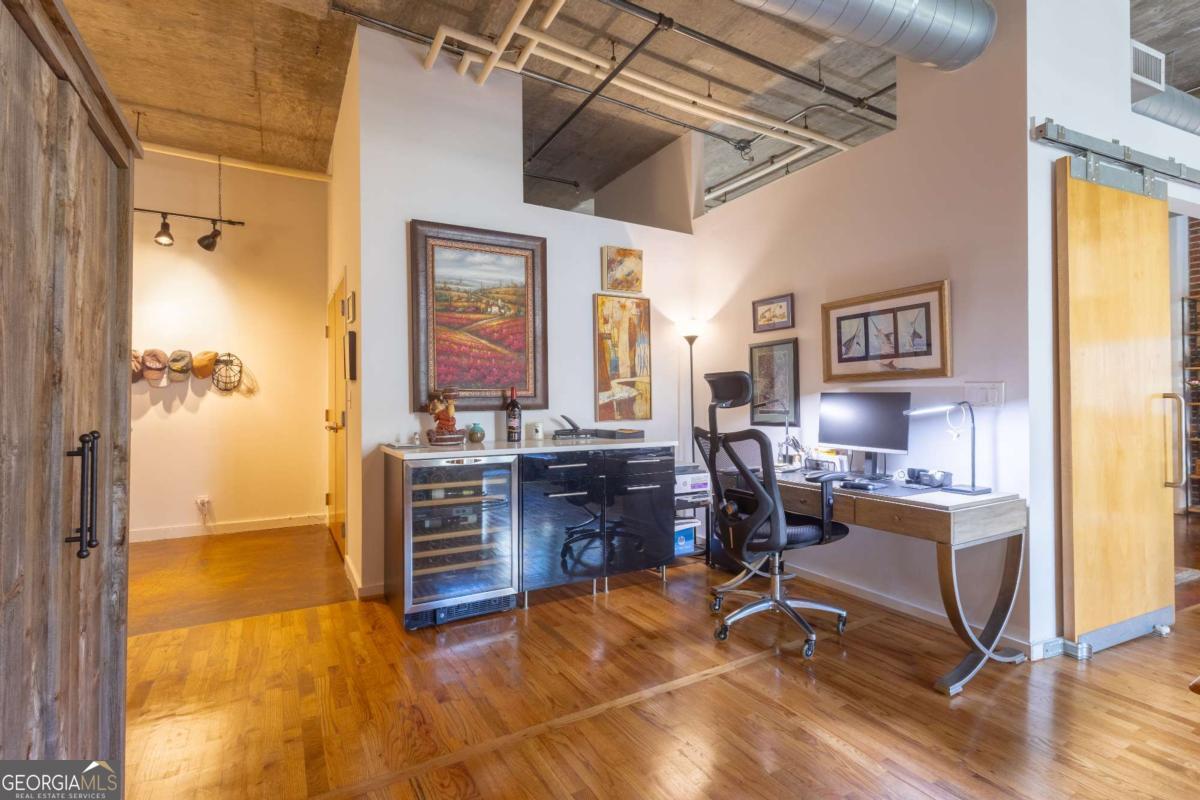 660 Glen Iris Drive NE # 210