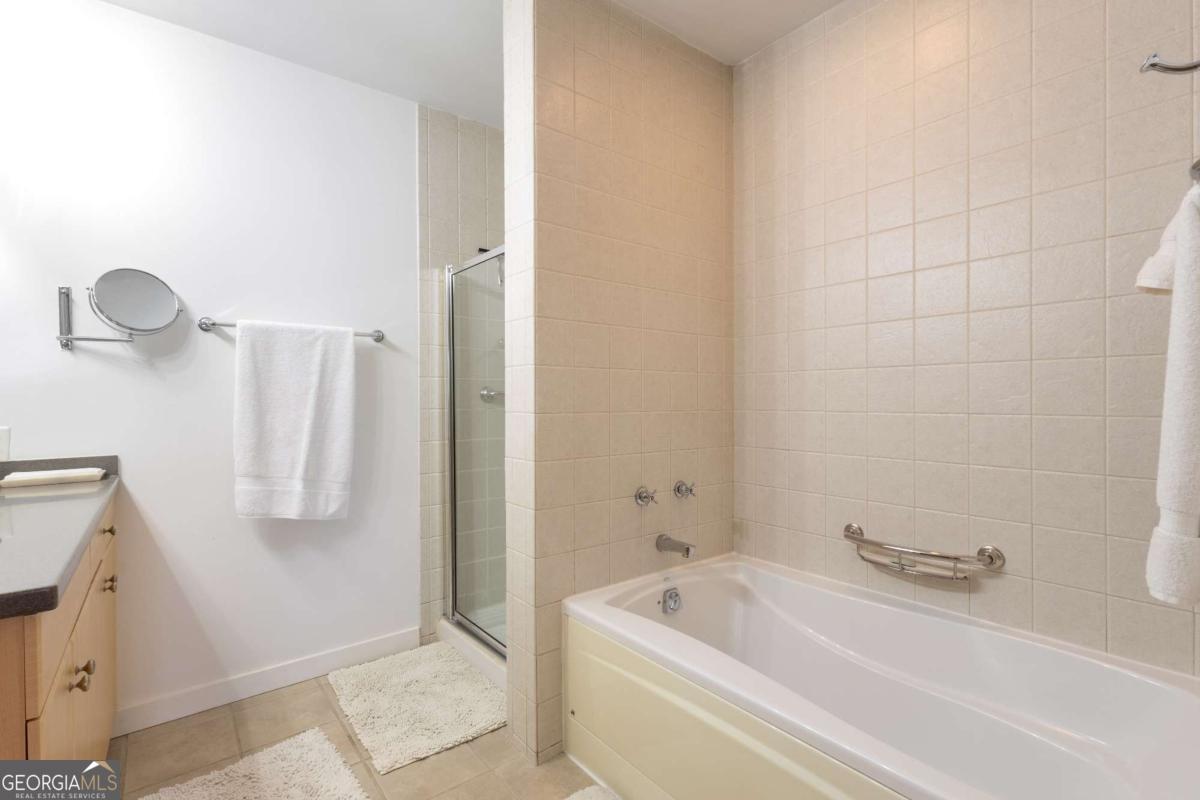 660 Glen Iris Drive NE # 210