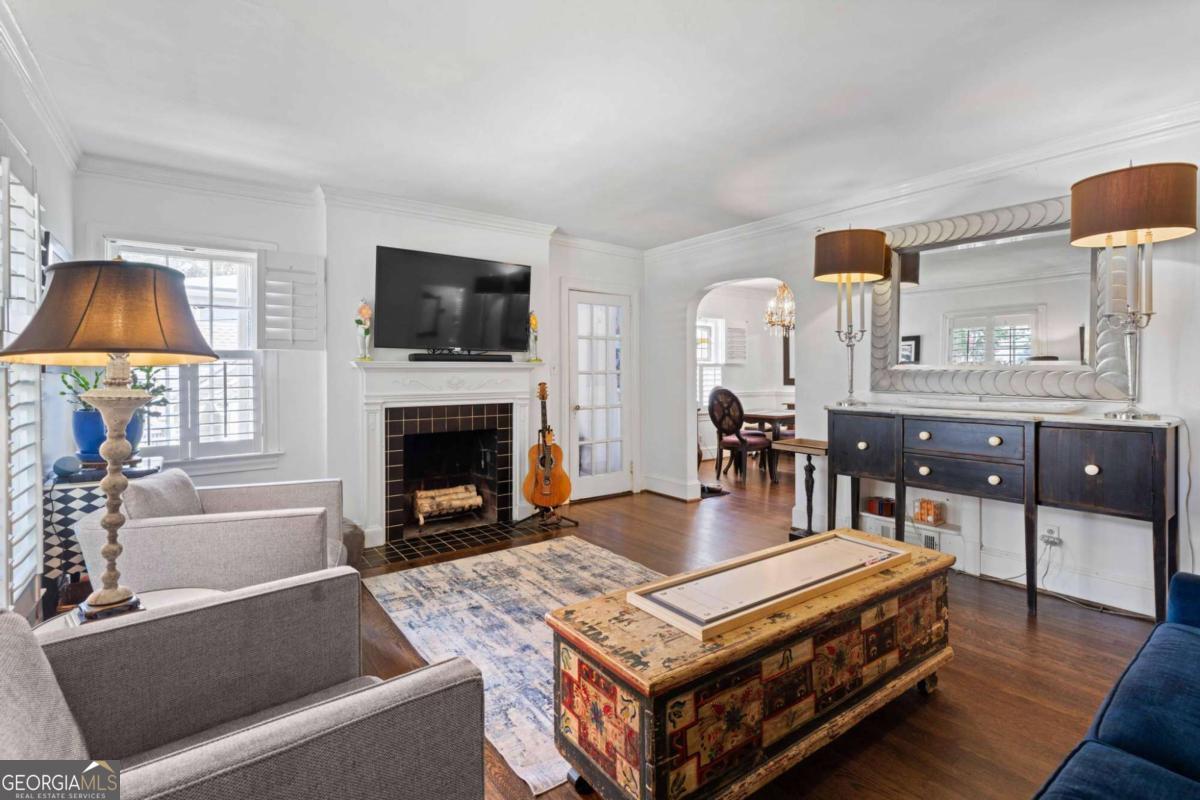 815 Ponce De Leon Terrace NE