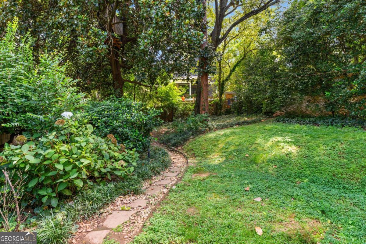 815 Ponce De Leon Terrace NE