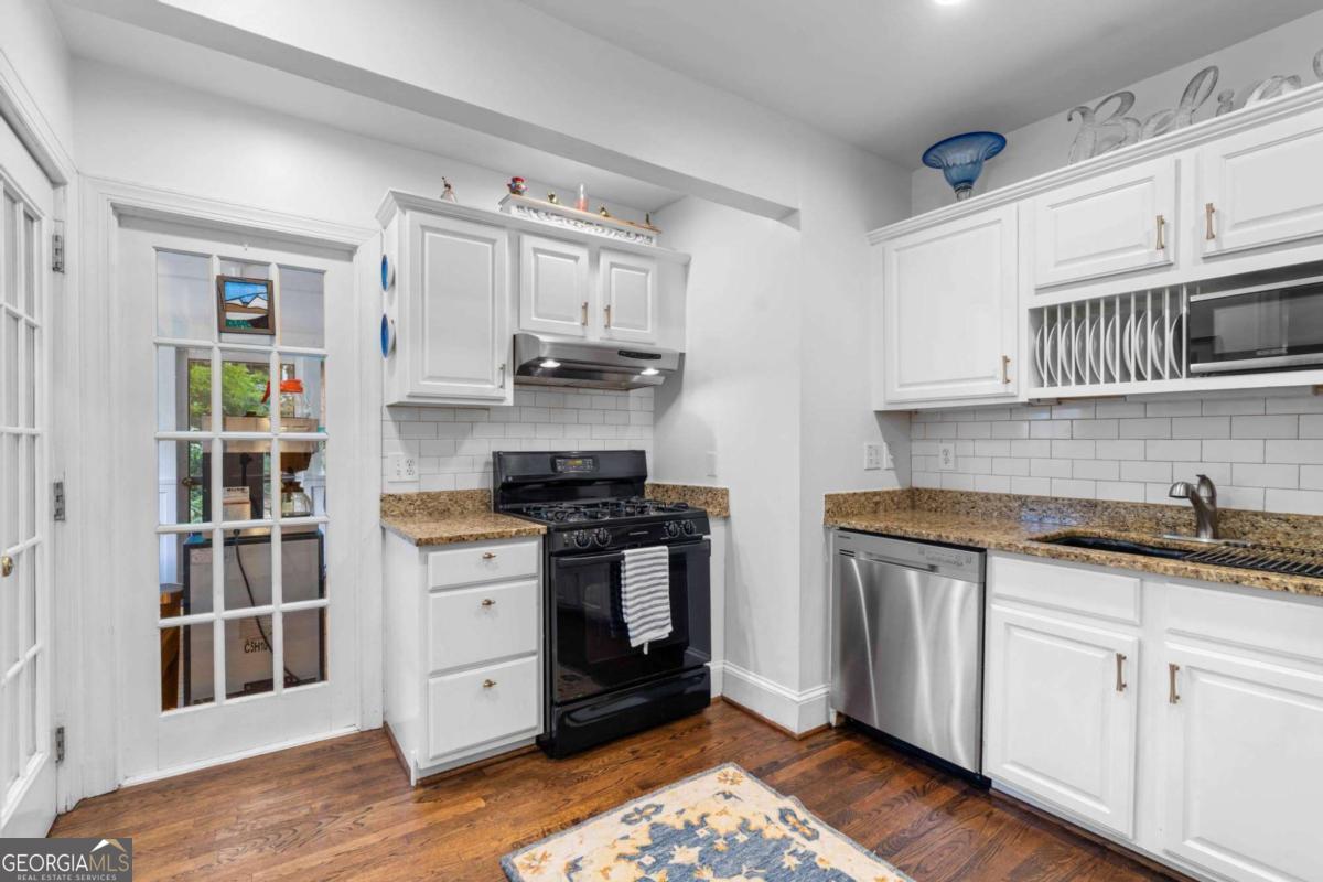 815 Ponce De Leon Terrace NE