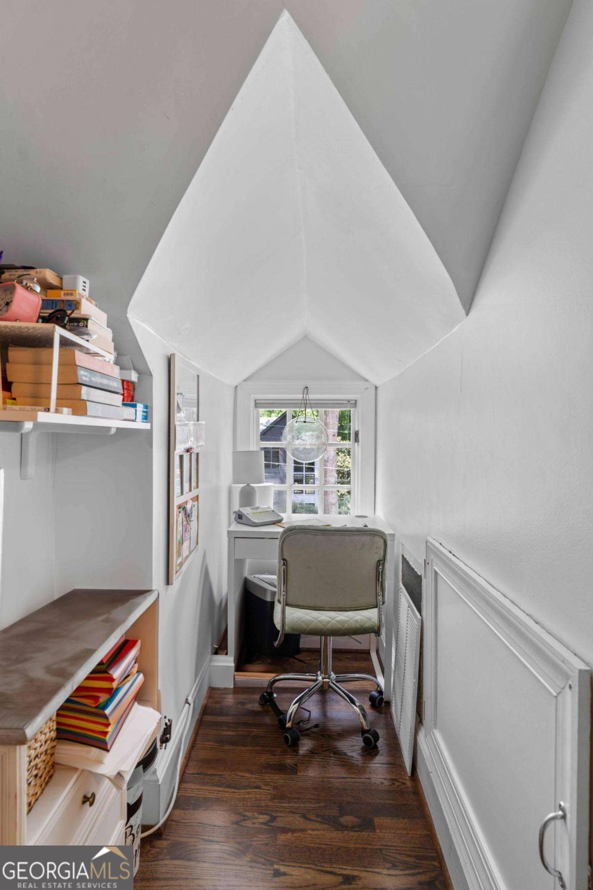 815 Ponce De Leon Terrace NE