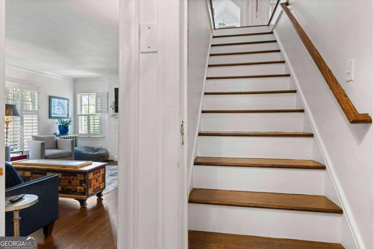 815 Ponce De Leon Terrace NE