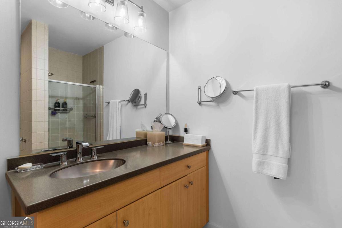 660 Glen Iris Drive # 210