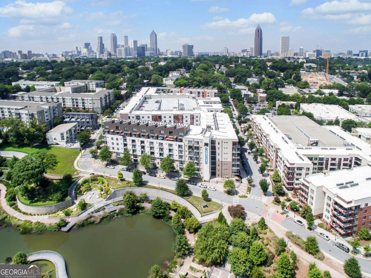 972 Virginia Avenue NE