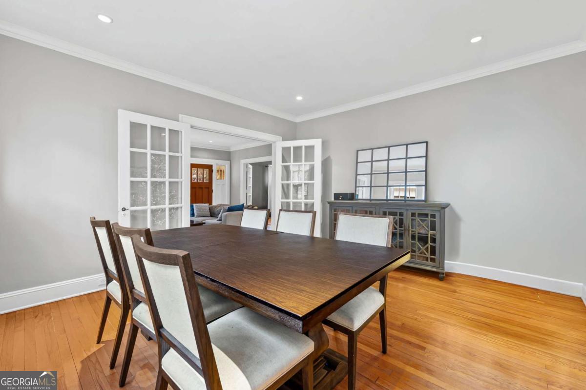 972 Virginia Avenue NE