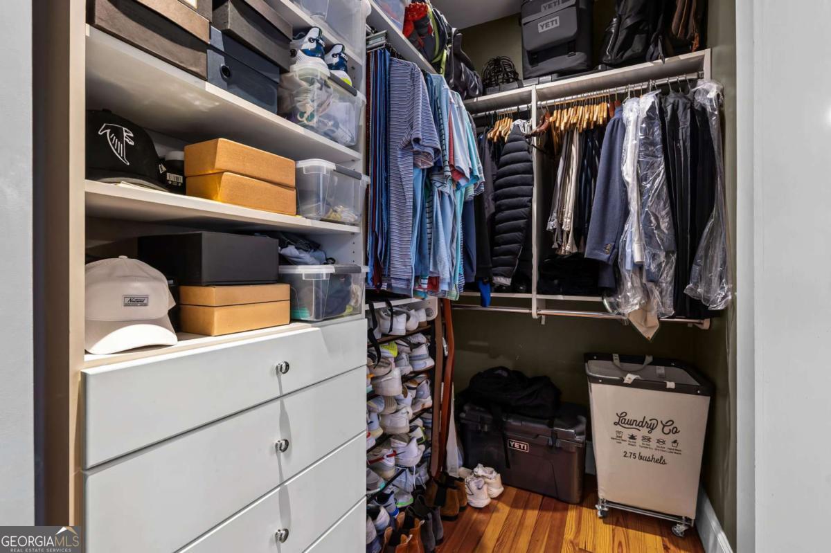 972 Virginia Avenue NE