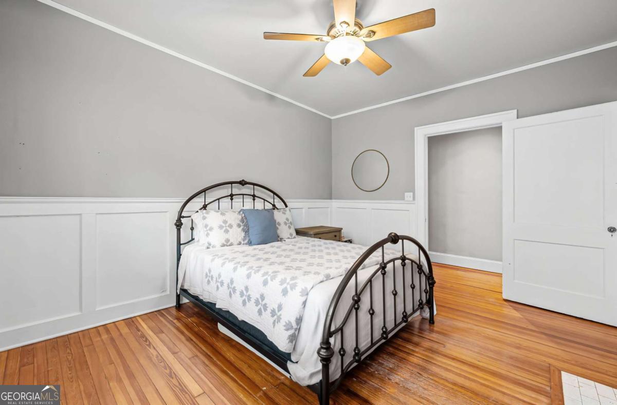 972 Virginia Avenue NE