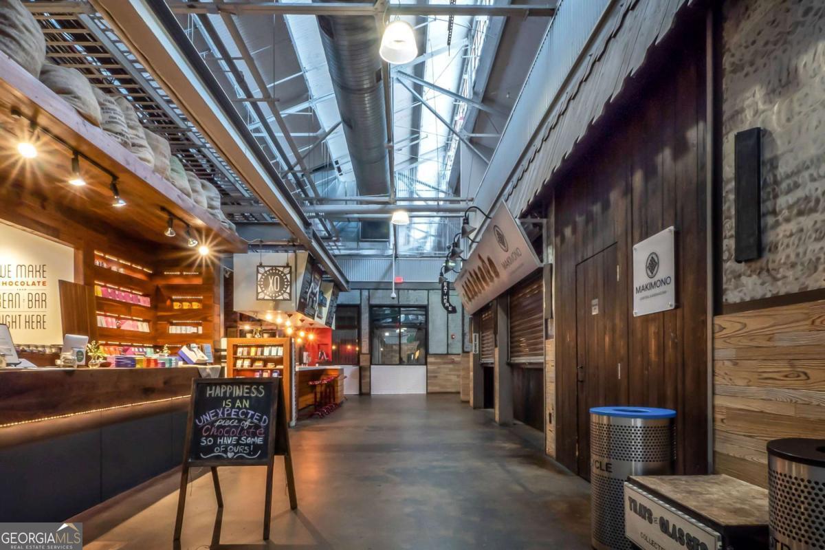 972 Virginia Avenue NE