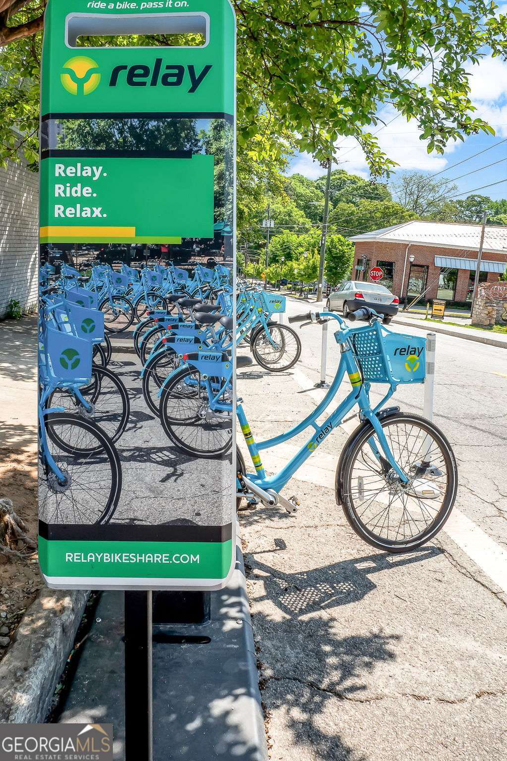 972 Virginia Avenue NE