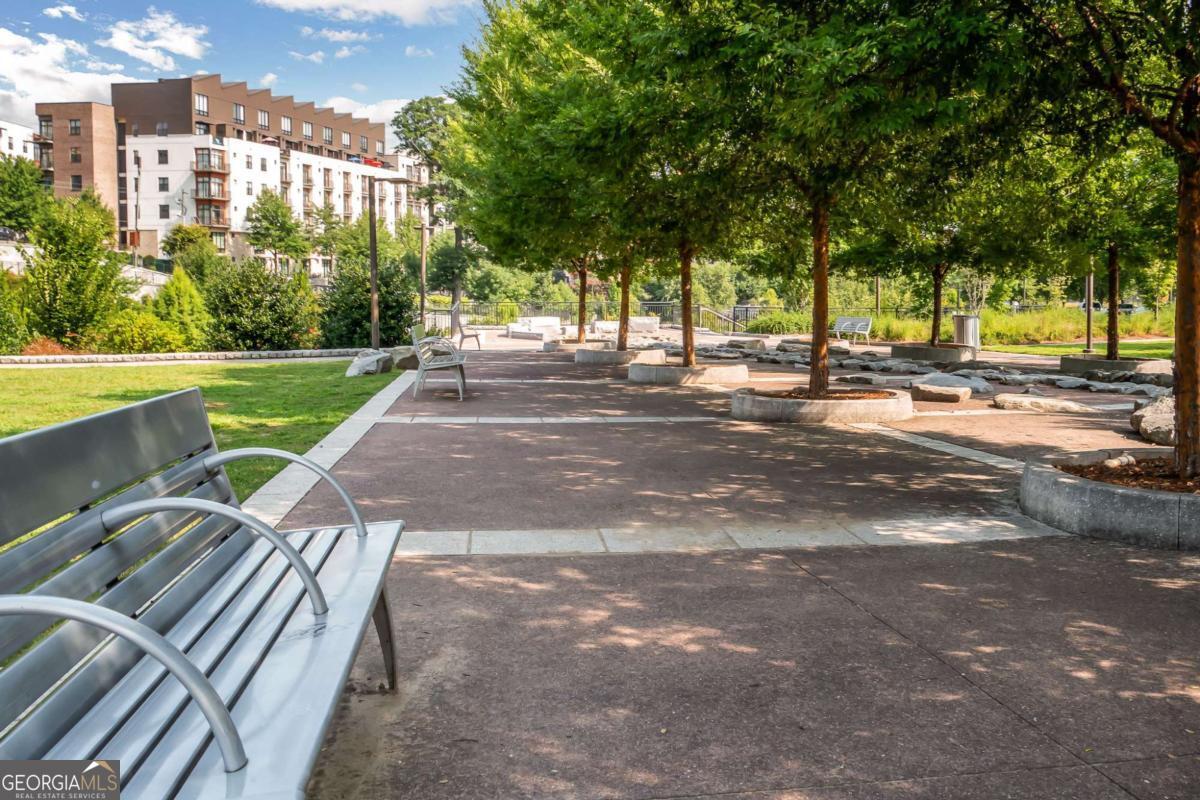 972 Virginia Avenue NE