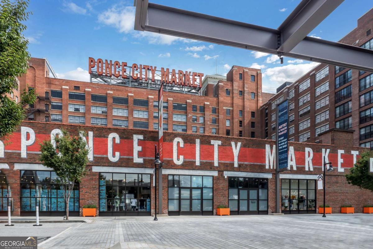 972 Virginia Avenue NE